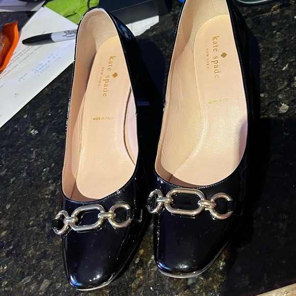 Kate Spade patent leather healed loafers - Picture 2 of 7